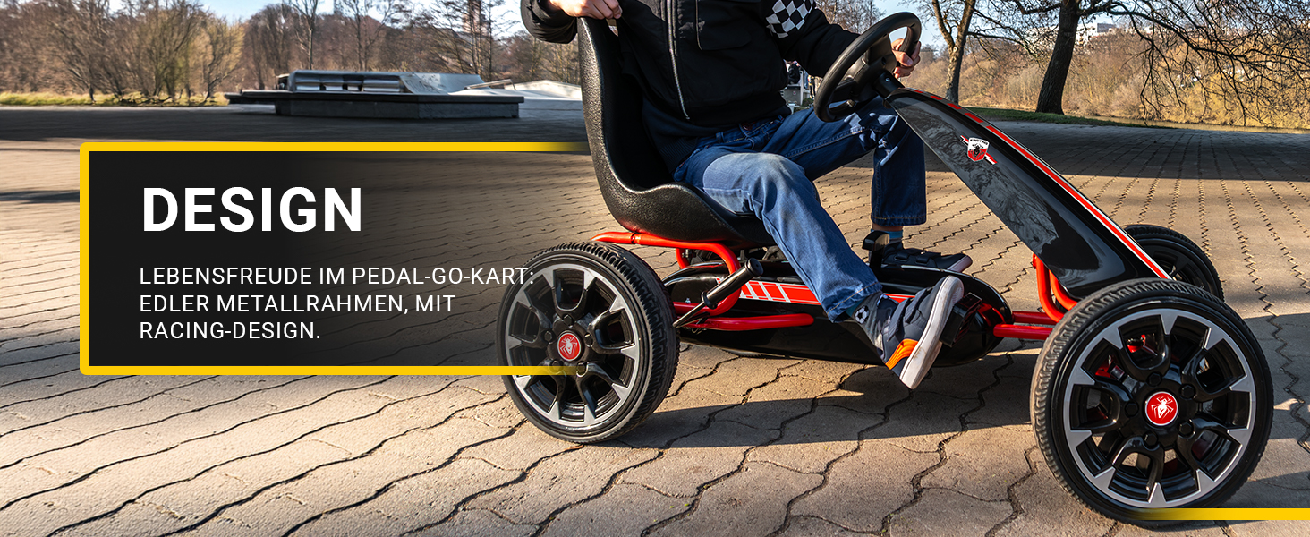 Sportliches Design für echten Go-Kart-Fahrspaß Actionbikes FS Spider Pedal-Go-Kart in dynamischer Seitenansicht. Der sportliche Stahlrahmen, die markanten Felgen und der ergonomische Schalensitz verleihen dem Go-Kart einen modernen Racing-Look und sorgen für Fahrspaß ab 3 Jahren.