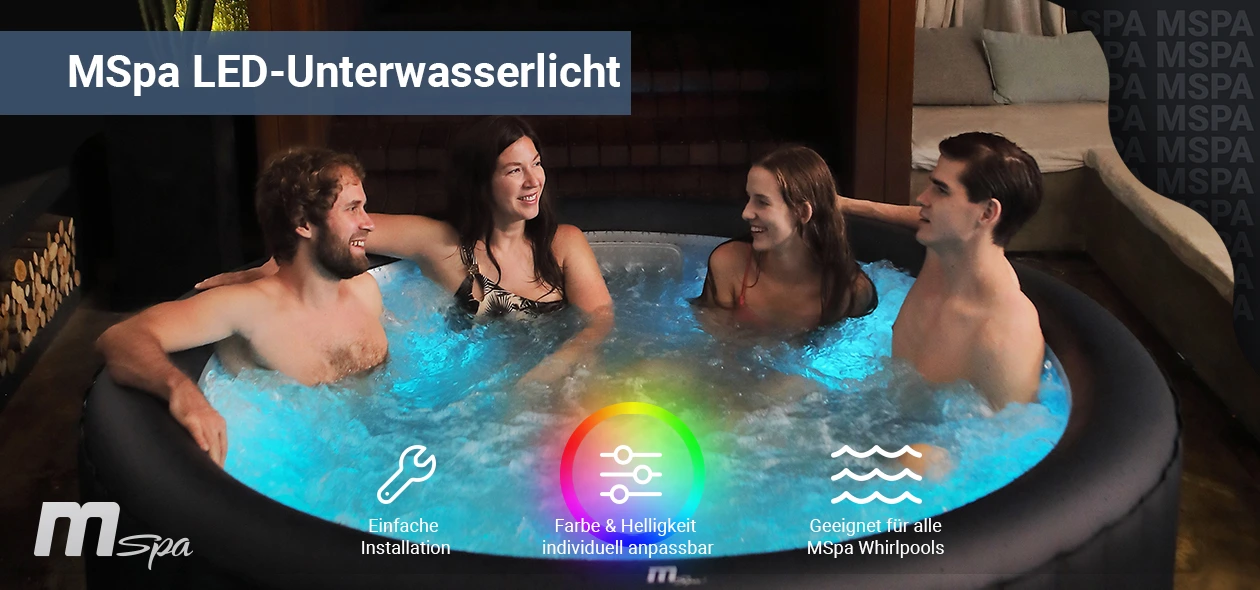Freunde im beleuchteten Whirlpool mit RGB Licht