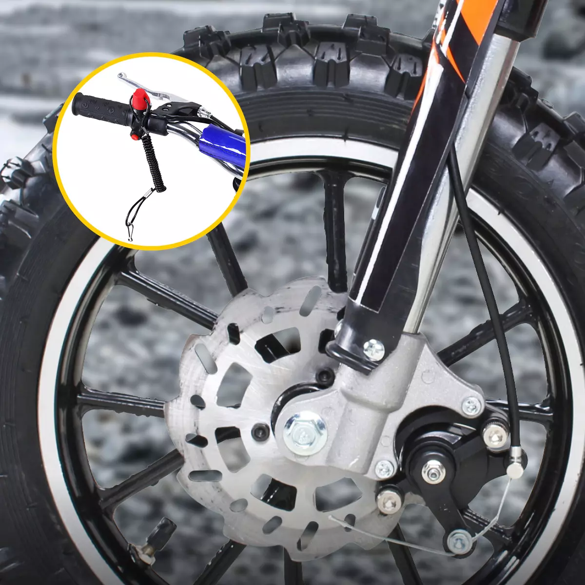 Vergrößerte Bremse am Reifen des Kinder-Motocross-Bikes, Not-Aus-Leine am Lenker