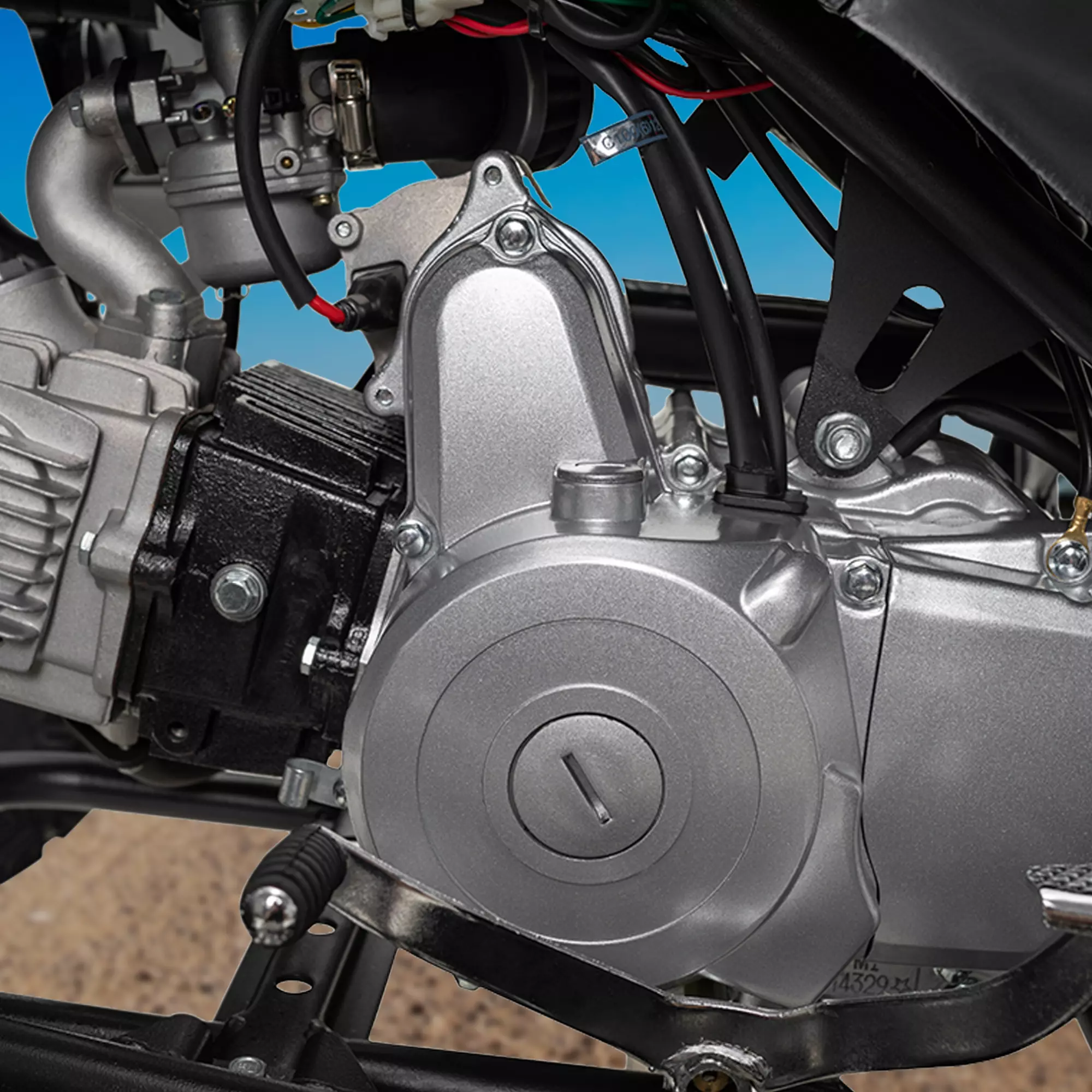 Starker 4-Takt-Benzin-Motor mit 125 ccm Vergrößerter, silberner 4-Takt-Benzinmotor des Benzin-Kinderquads S-10