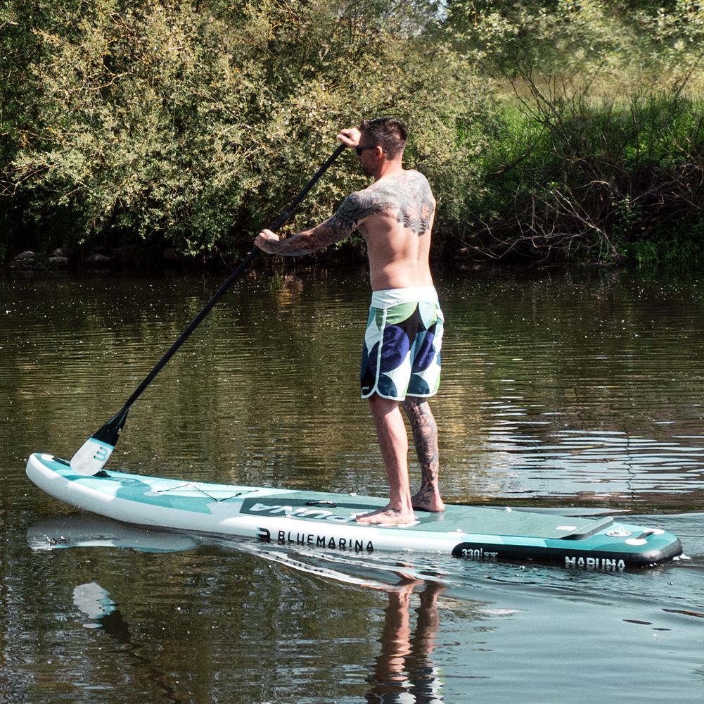 Sportliches Stand Up Paddle für Muskel- & Ausdauertraining Trening wiosłowania na stojąco, budowanie mięśni, trening wytrzymałościowy