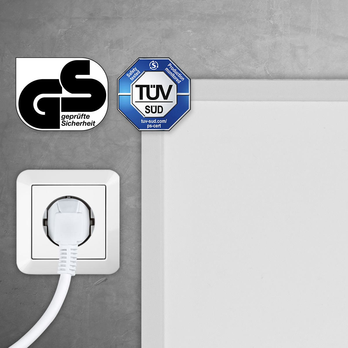 TÜV, GS, Überhitzungsschutz uvm. Der 220-Volt-Stecker der Infrarotheizung mit TÜV- und GS-Zertifikat in der Steckdose
