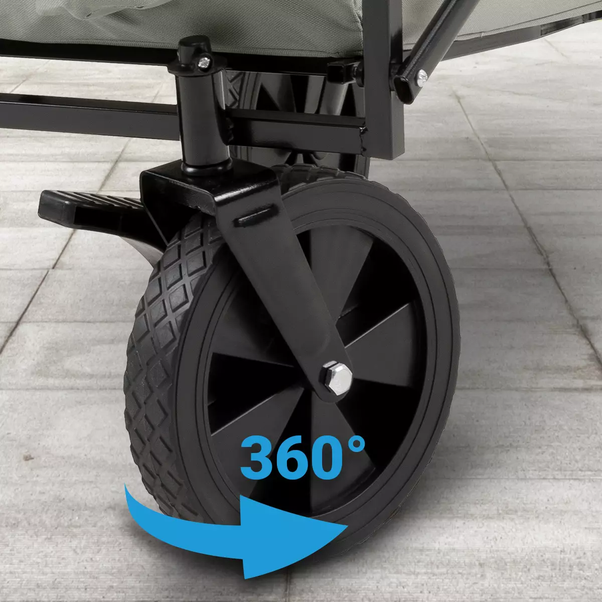 Powiększone przednie koło składanego wózka ręcznego, które można obracać o 360 stopni