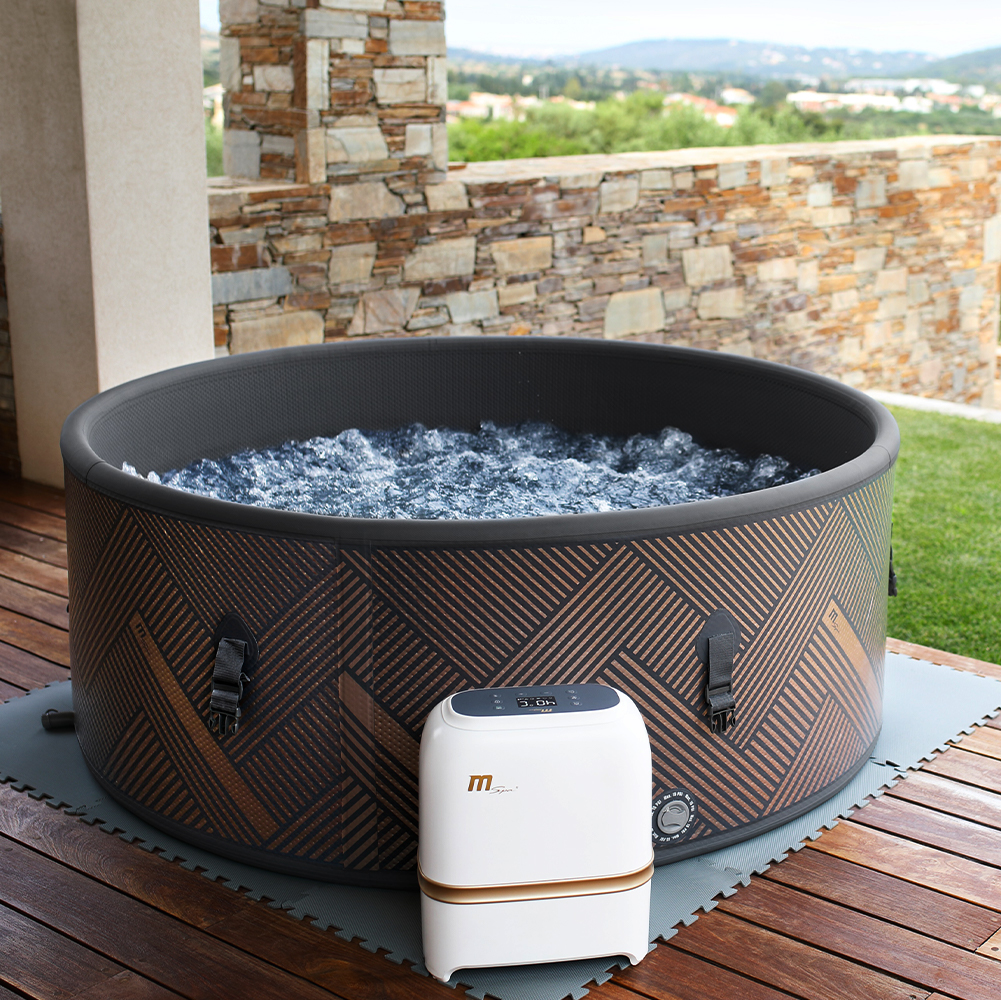 MSpa Whirlpool Mono ᐅ 6 Personen. Für Garten, Terrasse & Co.