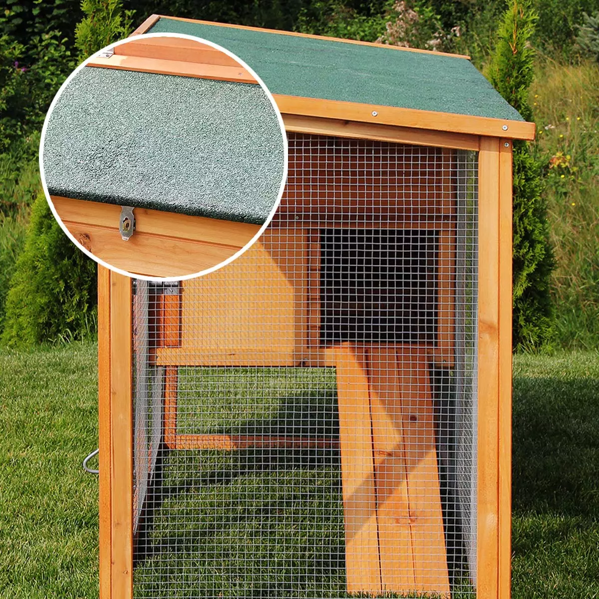 Dank Teerpappe gelangt kein Tropfen in das Hühnerhaus MyAnimal Hühnerstall für 4 Hühner MH-04 mit Eiablage
